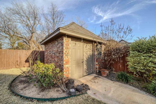 1415 NE Independence Ave, Lawton, OK 73507