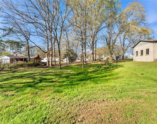 113 Guthrie Avenue, Belton, SC 29627