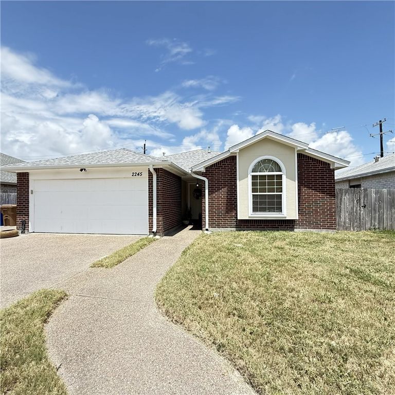 2245 Ivy Dr, Corpus Christi, TX 78418 — exterior