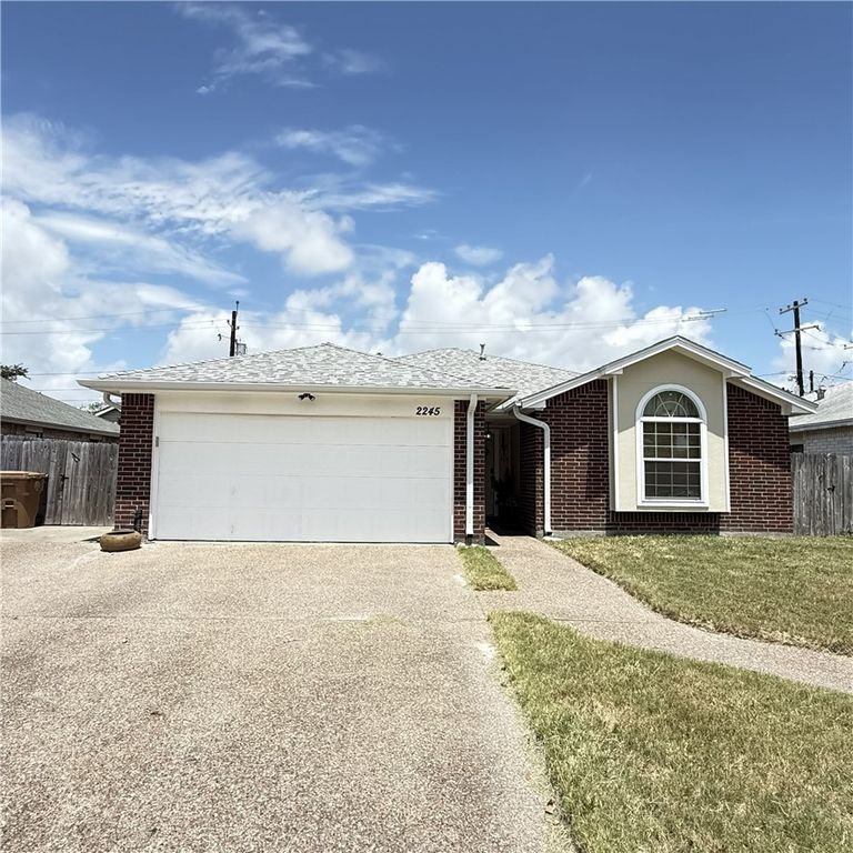 2245 Ivy Dr, Corpus Christi, TX 78418 — photo 2