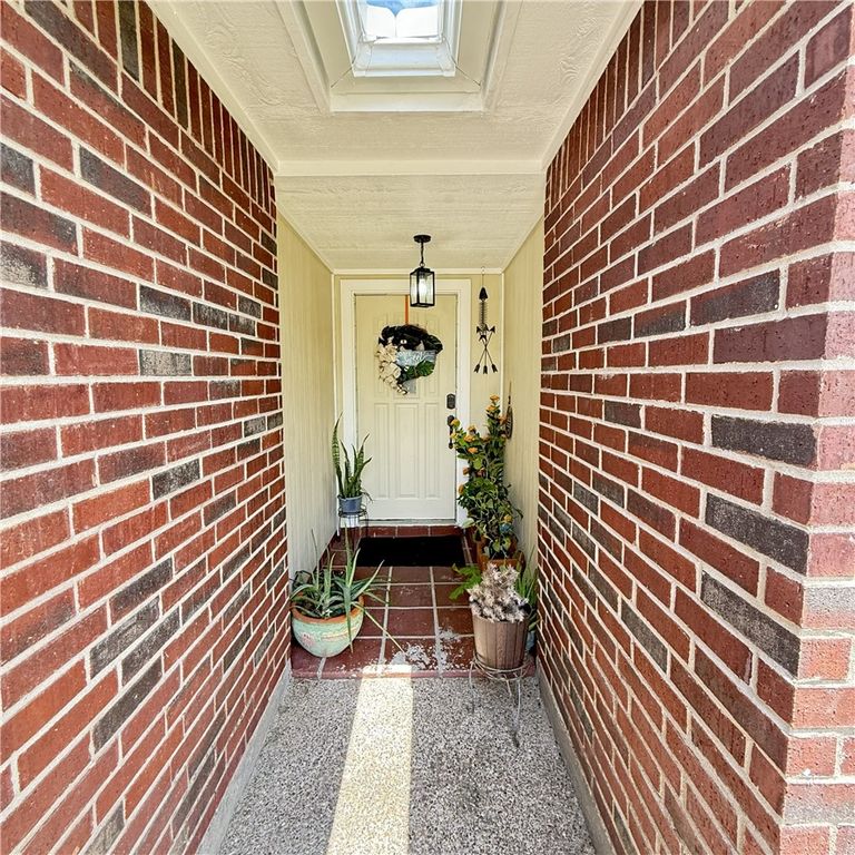 2245 Ivy Dr, Corpus Christi, TX 78418 — photo 3