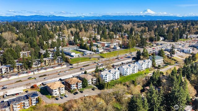28426 S 16th Ave, Federal Way, WA 98003