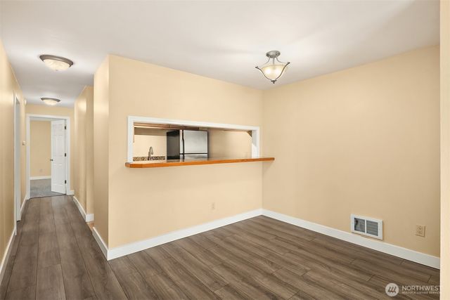 28426 S 16th Ave, Federal Way, WA 98003