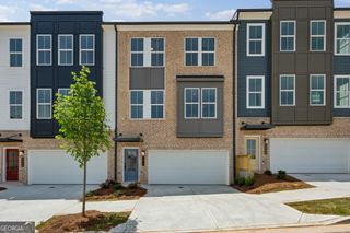 2696 Creek View Terrace NW, Atlanta, GA 30318
