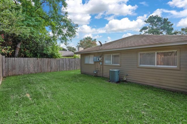 11818 Westwold Drive, Tomball, TX 77377