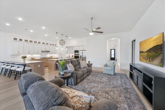 1711 Godello Drive, Mclendon Chisholm, TX 75032