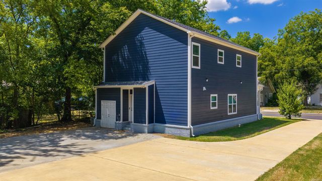 514 Center Street, Conway, AR 72034