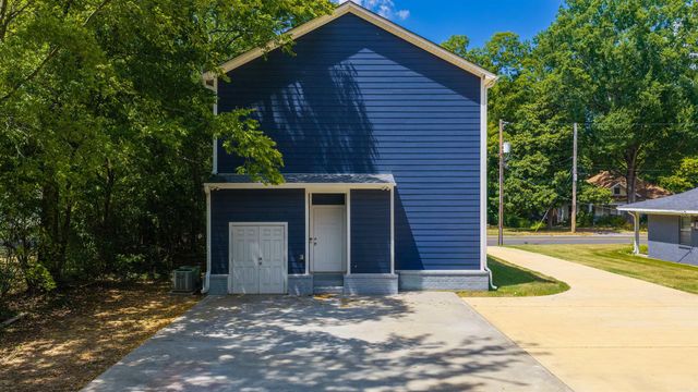 514 Center Street, Conway, AR 72034