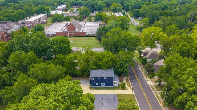 514 Center Street, Conway, AR 72034