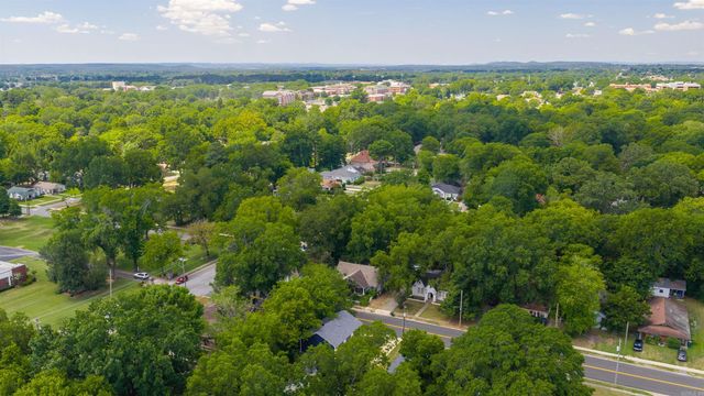 514 Center Street, Conway, AR 72034
