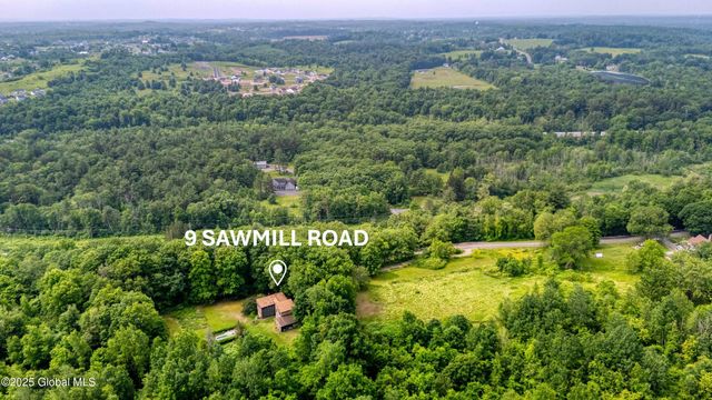 9 Sawmill Hill Road, Stillwater, NY 12118