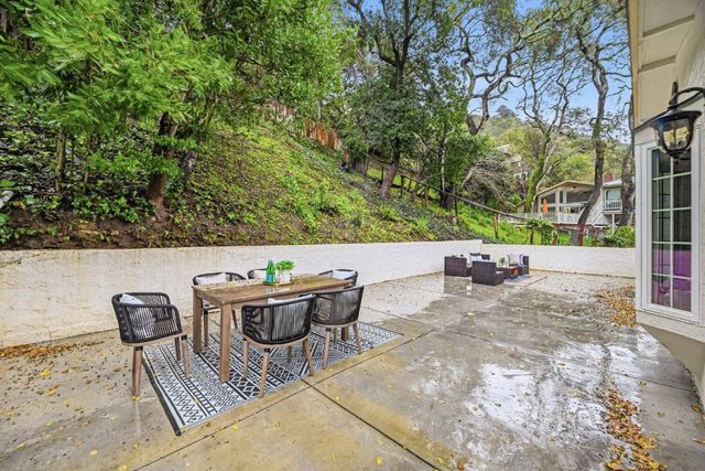 3202 E Laurel Creek Road, Belmont, CA 94002