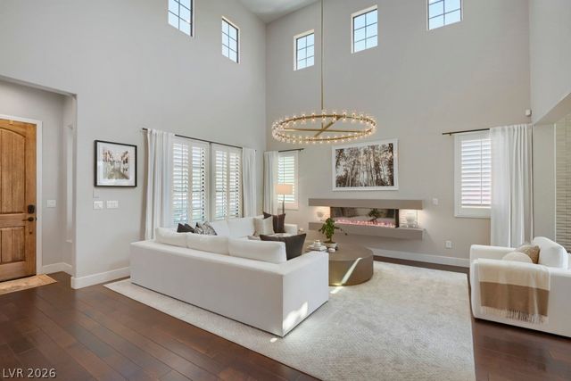 607 Highland Bluff Way, Las Vegas, NV 89138