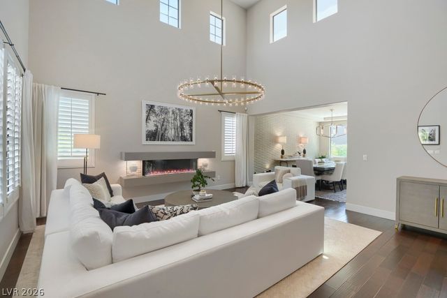 607 Highland Bluff Way, Las Vegas, NV 89138