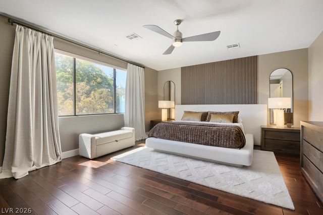 607 Highland Bluff Way, Las Vegas, NV 89138