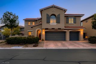 607 Highland Bluff Way, Las Vegas, NV 89138