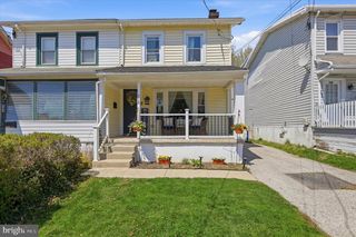 718 PRESTON AVE, Bryn Mawr, PA 19010