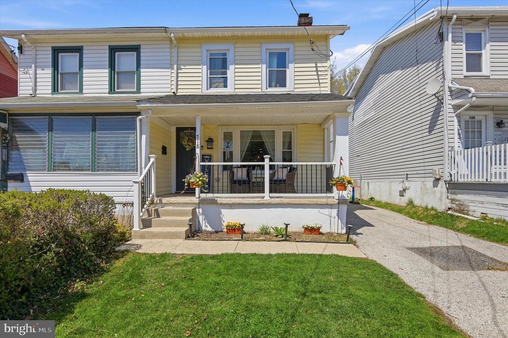 718 PRESTON AVE, Bryn Mawr, PA 19010