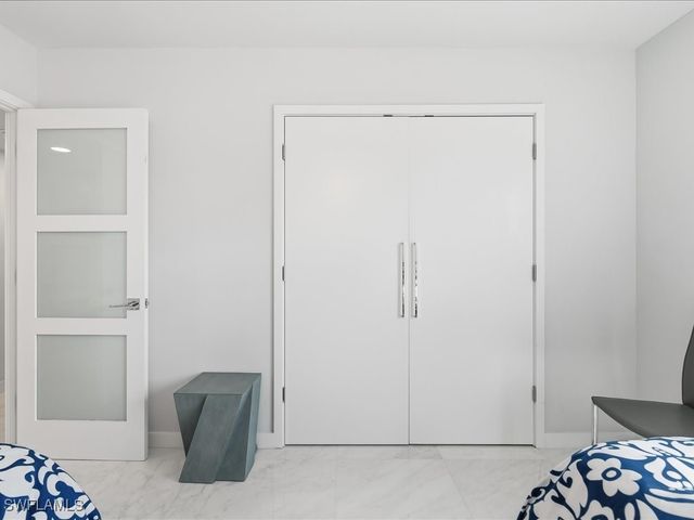 2750 Gulf Shore BLVD N 204, Naples, FL 34103