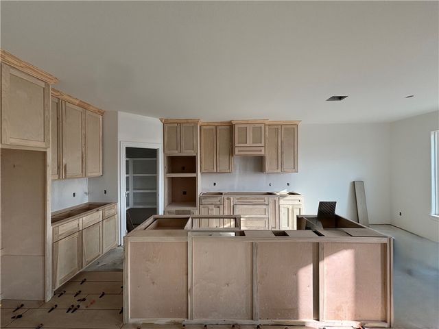 1815 Spoonbill Dr, Portland, TX 78374