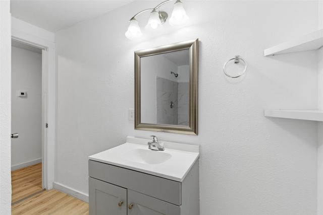 1046 W Collins Street, Denison, TX 75020