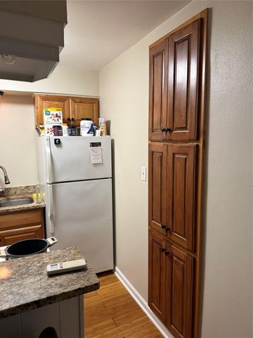 1111 W 10th ST 203, Austin, TX 78703