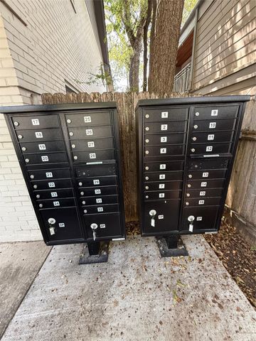 1111 W 10th ST 203, Austin, TX 78703