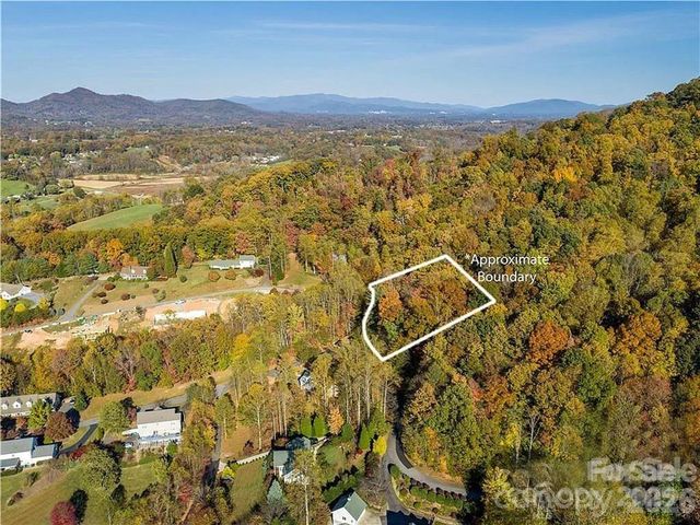 75 S Lindon Cove Road, Candler, NC 28715