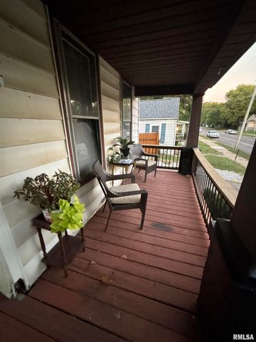 2423 W GARDEN Street, Peoria, IL 61605