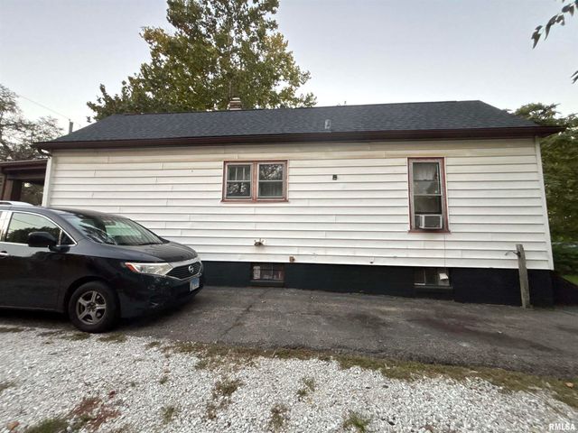 2423 W GARDEN Street, Peoria, IL 61605
