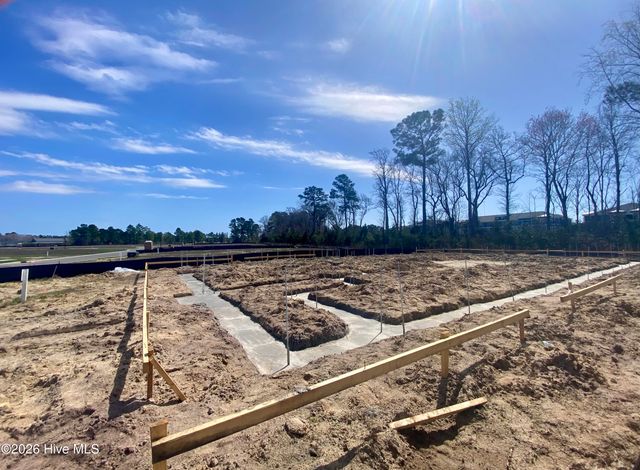 3308 Island Lakes Drive, Southport, NC 28461