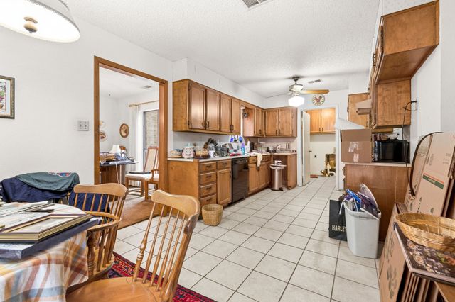 37 Pinehurst Street, Abilene, TX 79606