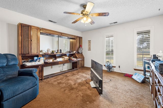 37 Pinehurst Street, Abilene, TX 79606