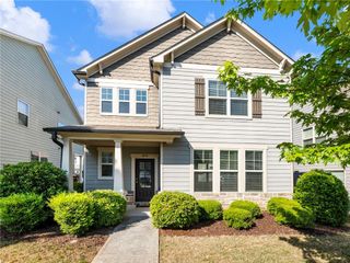6026 Yacht Way, Flowery Branch, GA 30542