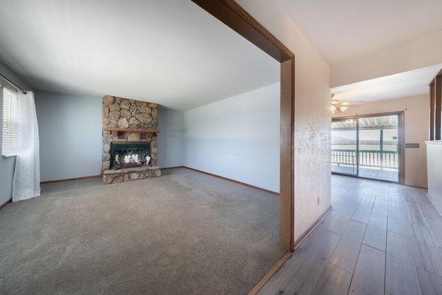 1902 Marksdale Ave, Goddard, KS 67052