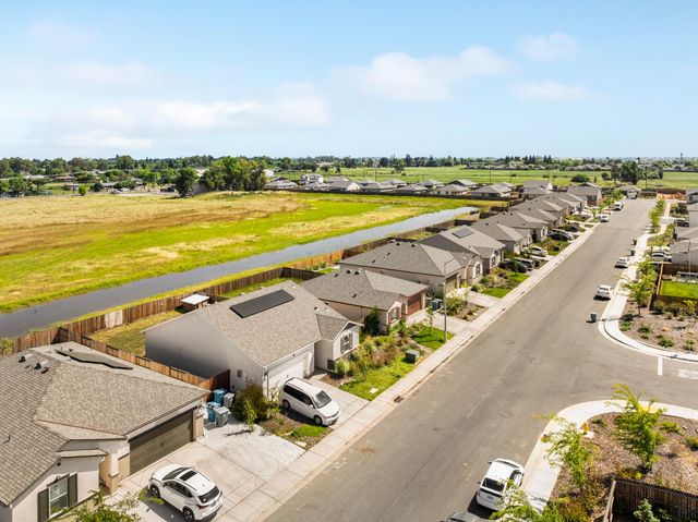 6331 Katrina Dr, Marysville, CA 95901