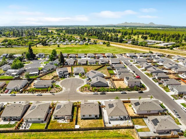 6331 Katrina Dr, Marysville, CA 95901