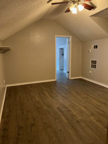 5986 Chardee Road, Crestview, FL 32539