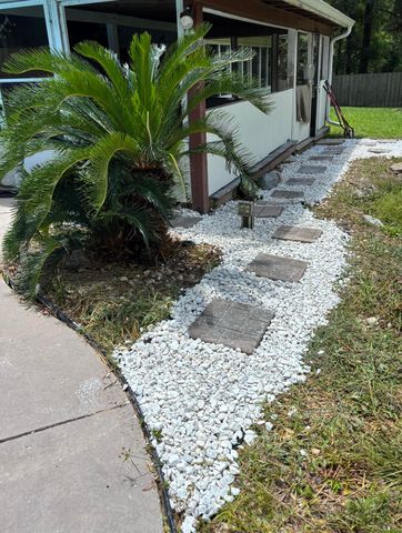 5986 Chardee Road, Crestview, FL 32539