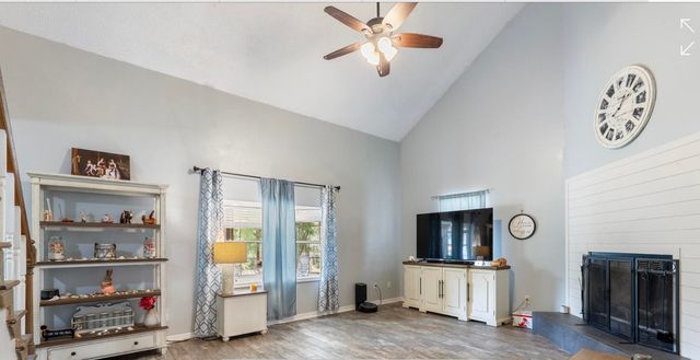 5986 Chardee Road, Crestview, FL 32539