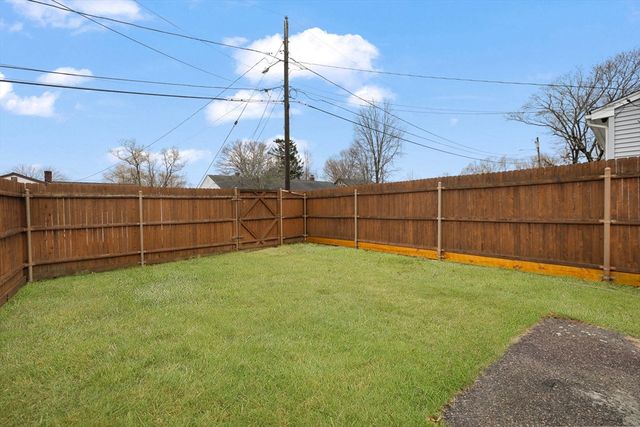 20 Cleveland St, West Warwick, RI 02893