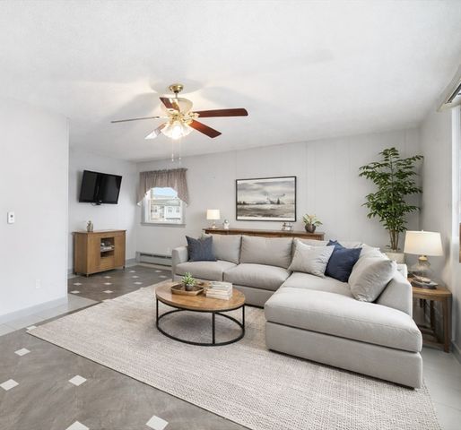 20 Cleveland St, West Warwick, RI 02893