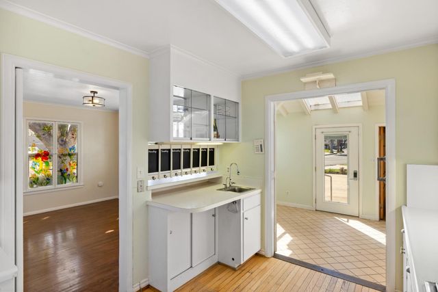 330 Homestead Avenue, Salinas, CA 93901