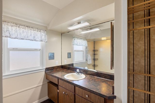 330 Homestead Avenue, Salinas, CA 93901