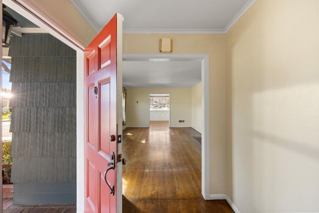 330 Homestead Avenue, Salinas, CA 93901