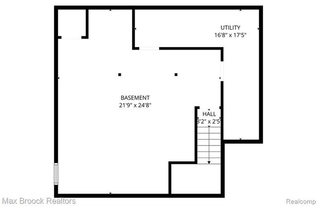 24530 Pineview Street, Oak Park, MI 48237