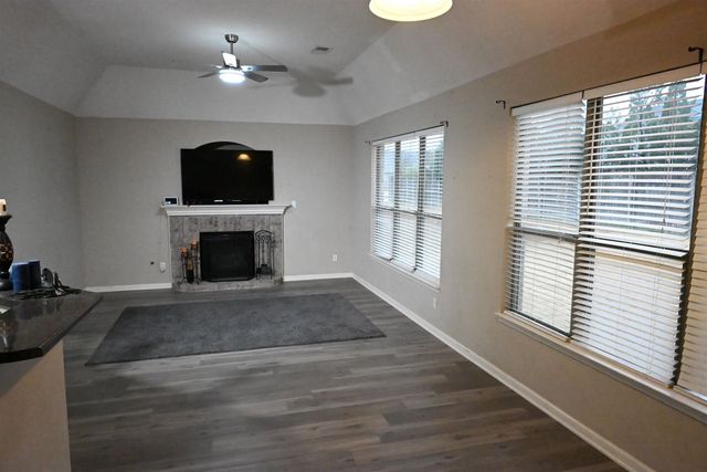 4433 N KANITA CV N, Memphis, TN 38125