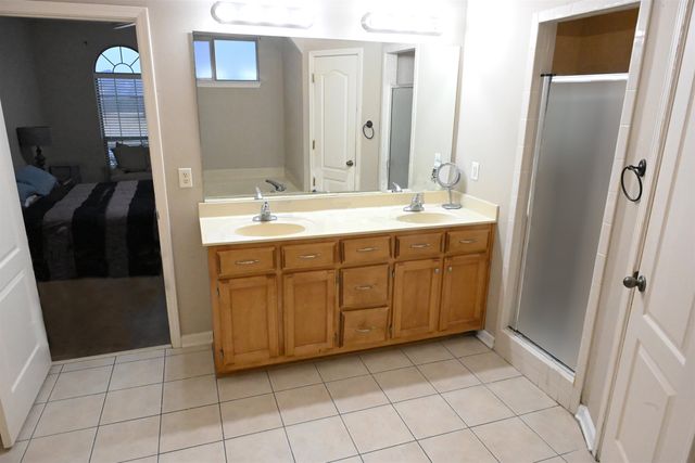 4433 N KANITA CV N, Memphis, TN 38125