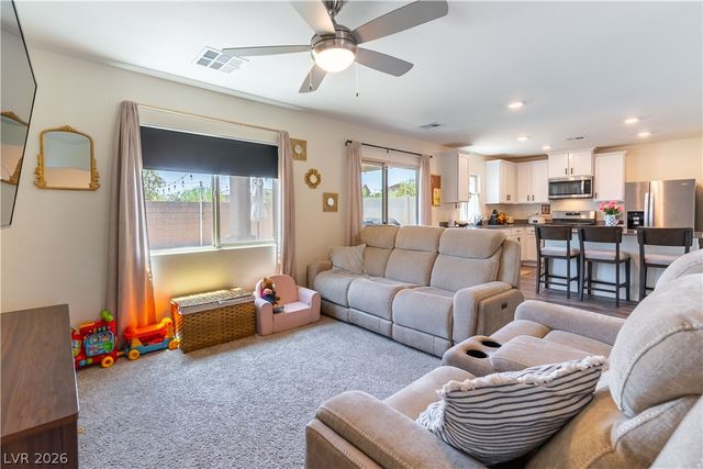 1589 Oro Grande Drive, North Las Vegas, NV 89032