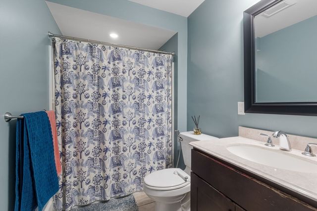 42 Lexington St 3, Waltham, MA 02452